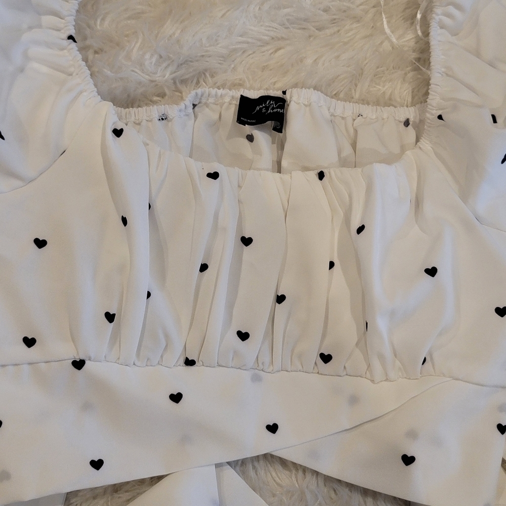Milk & Honey Boutique puff Sleeves heart wrap crop top s… - Picture 6 of 17